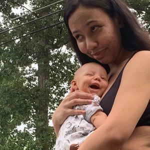 Meet your Posher, Alexis